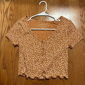 Aeropostale shrunken tee